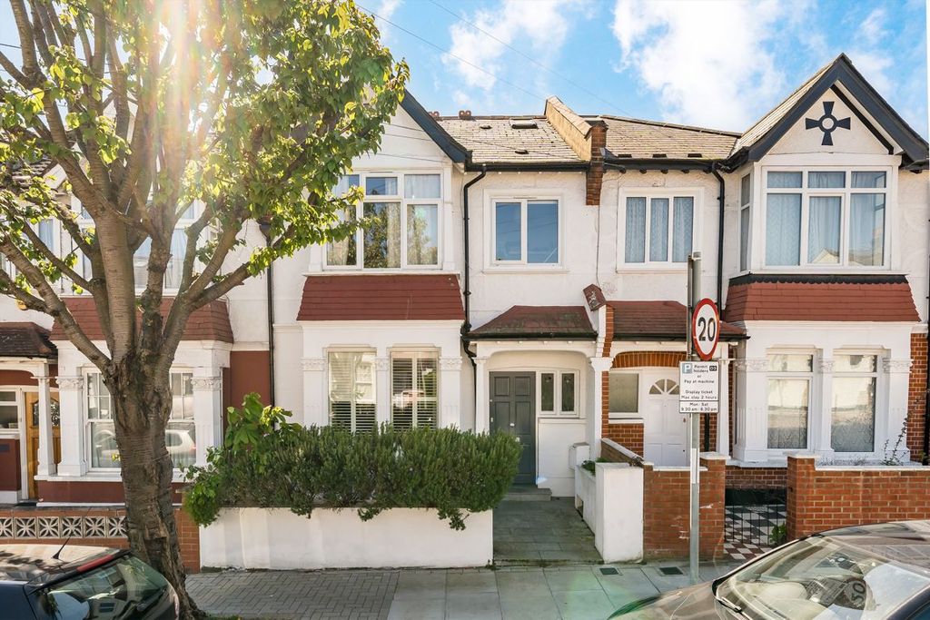 Property photo 1 of 8