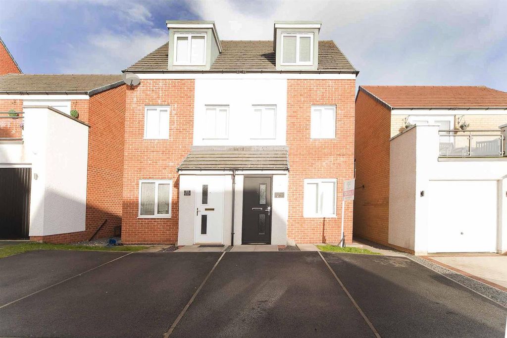 Property photo 1 of 23