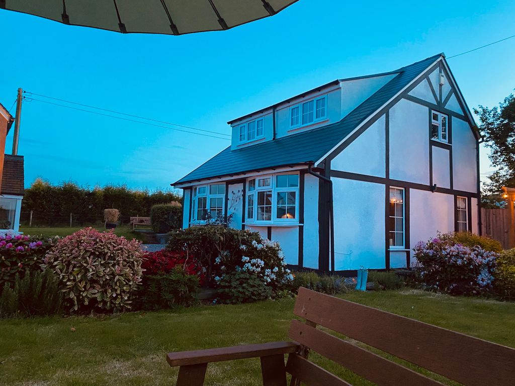 Property photo 1 of 7