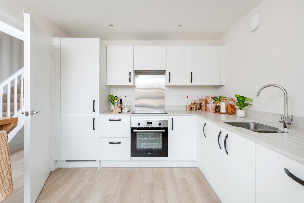Property photo 3 of 12 Personalise With A Range Of Kitchen Styles