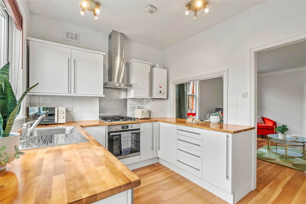 Property photo 2 of 12 Picture No. 07