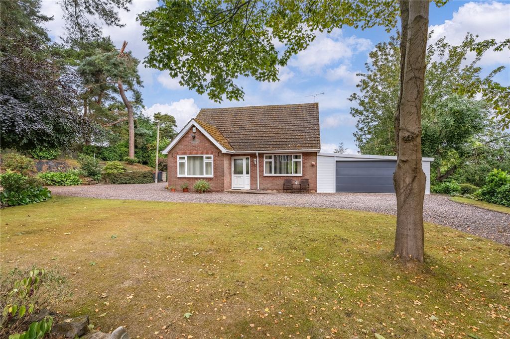 Property photo 1 of 44 Picture No. 17
