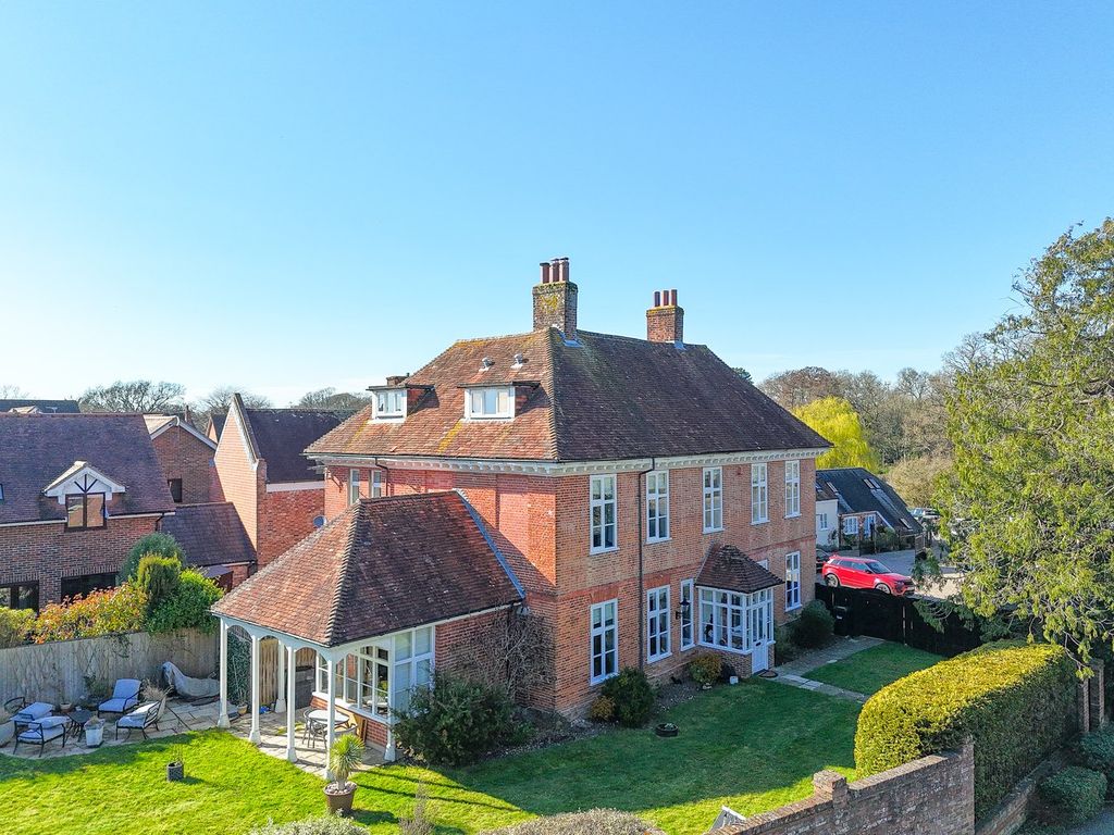 Property photo 1 of 24