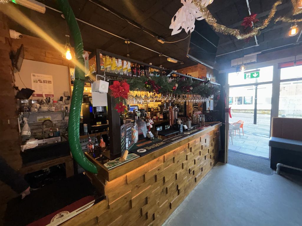 Property photo 2 of 7 Photo 1