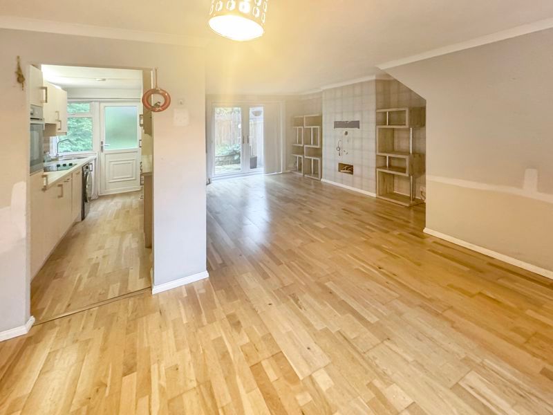 Property photo 2 of 16 Photo 1