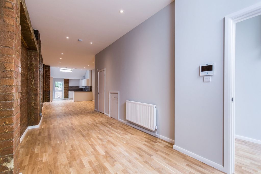 Property photo 3 of 12 Living_Room (Example)