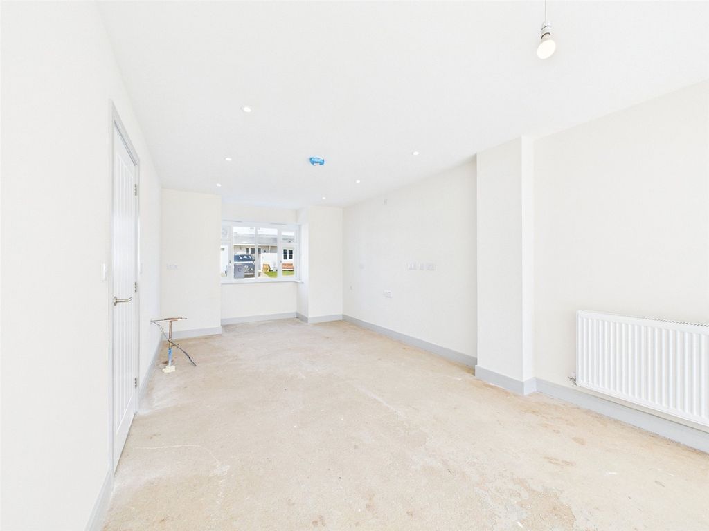 Property photo 3 of 16 Picture No. 03