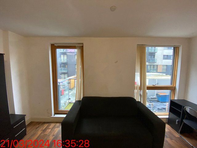 Property photo 3 of 10 Living Room