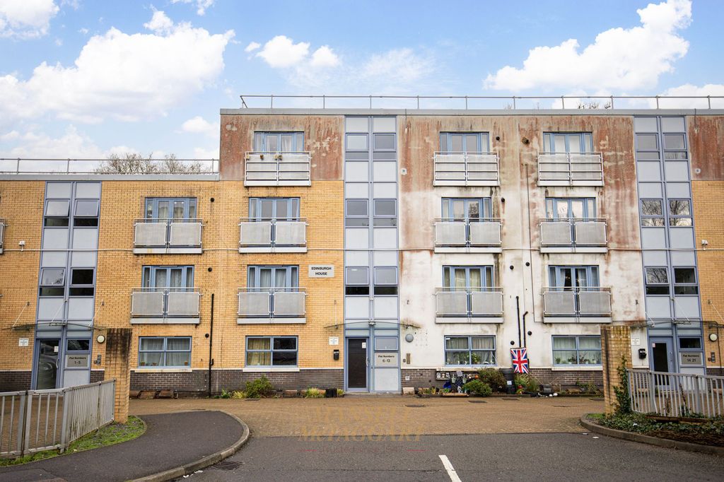 Property photo 1 of 15