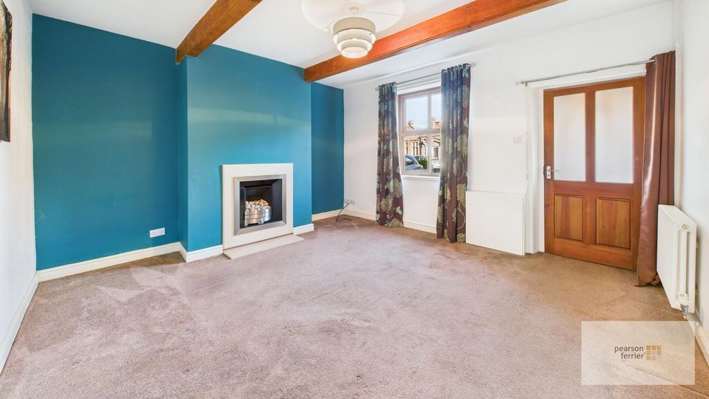 Property photo 2 of 12 Living Room