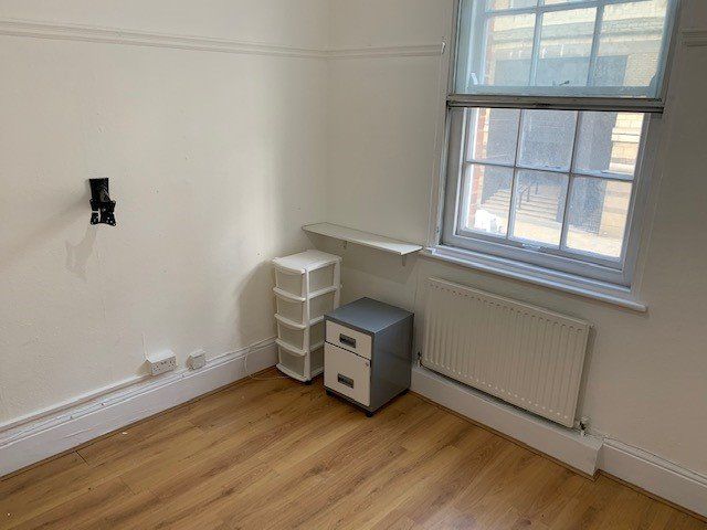 Property photo 3 of 5