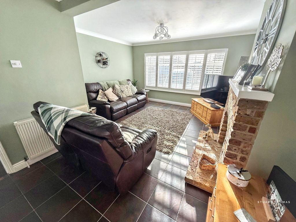 Property photo 3 of 25 30