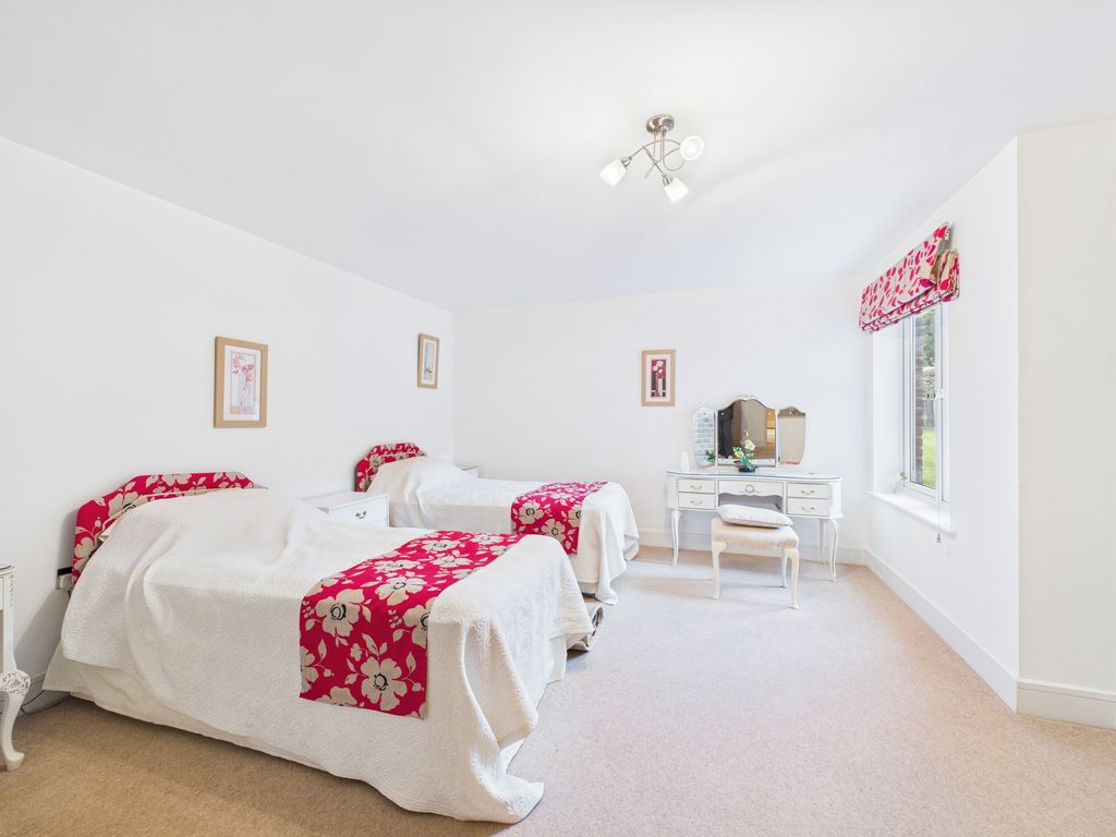 Additional image 16 of 2 bed flat for saleKentwyns Place, Kentwyns Drive, Horsham RH13