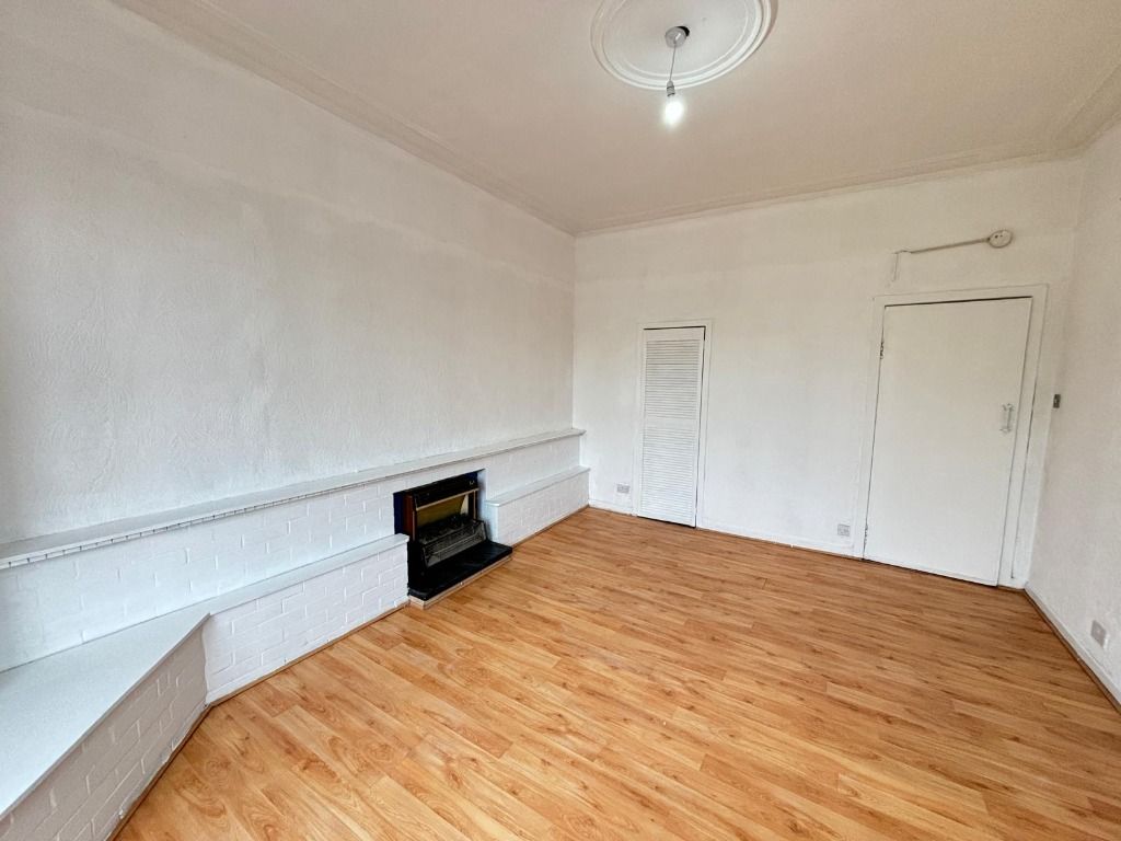 Property photo 3 of 7 Photo 3
