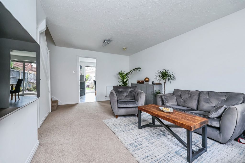 Property photo 3 of 20