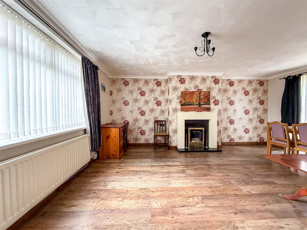 Property photo 2 of 19 20260416_145841748_Ios.Jpg