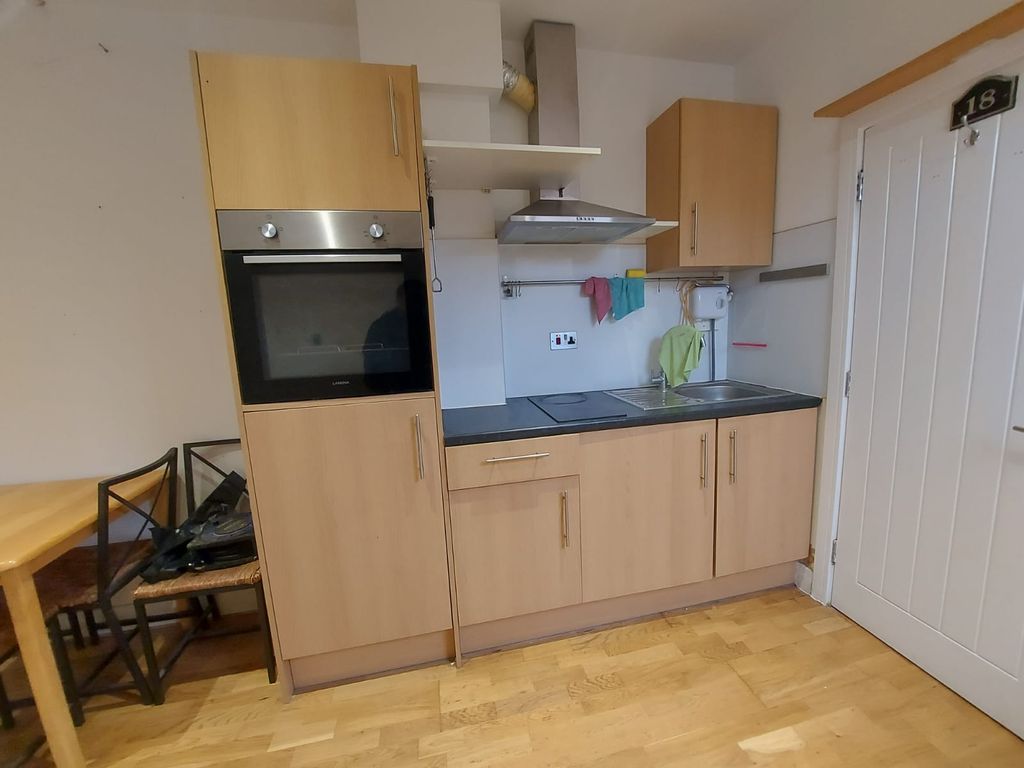 Property photo 2 of 3 Gallery