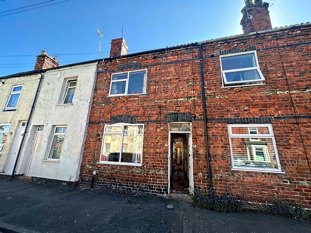 Property photo 1 of 11