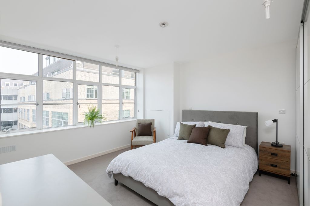 Property photo 3 of 12 Marshall Street