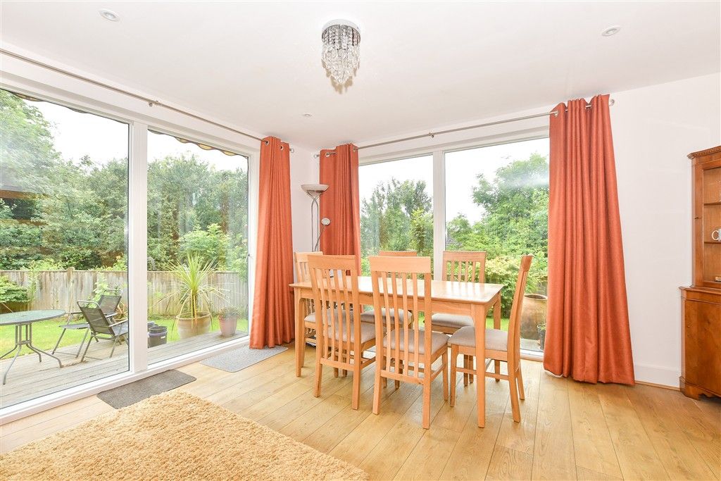 Property photo 3 of 21 Lounge/Dining Room