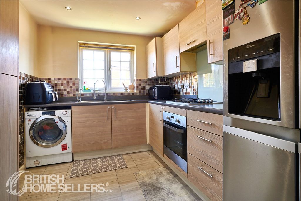 Property photo 2 of 12 Picture No. 10