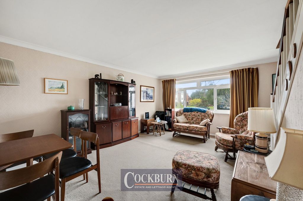 Property photo 3 of 16