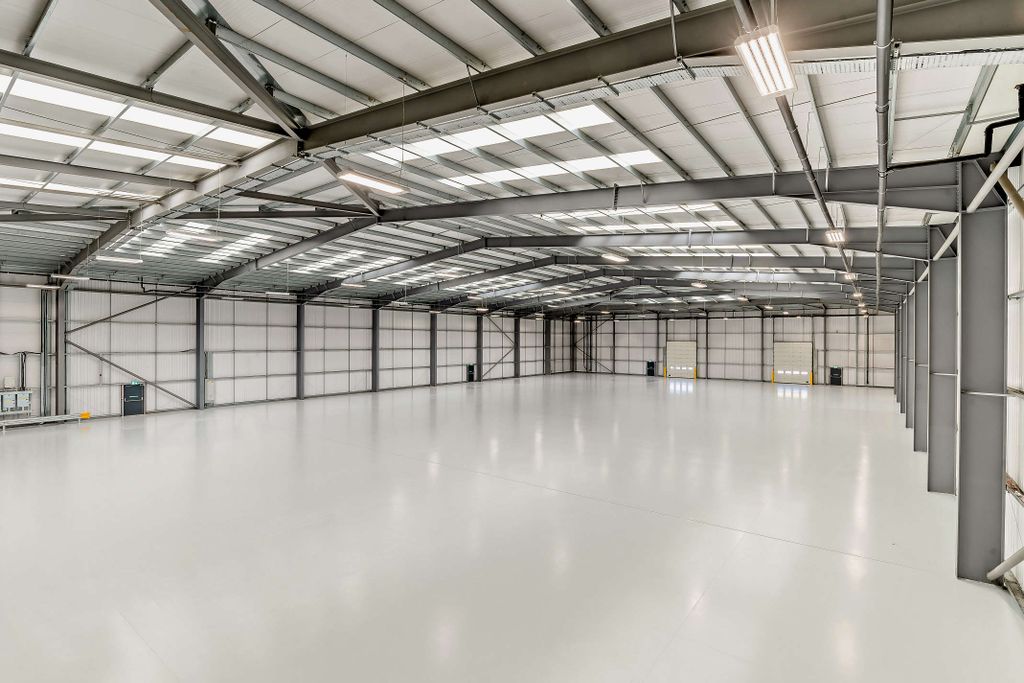 Property photo 1 of 41