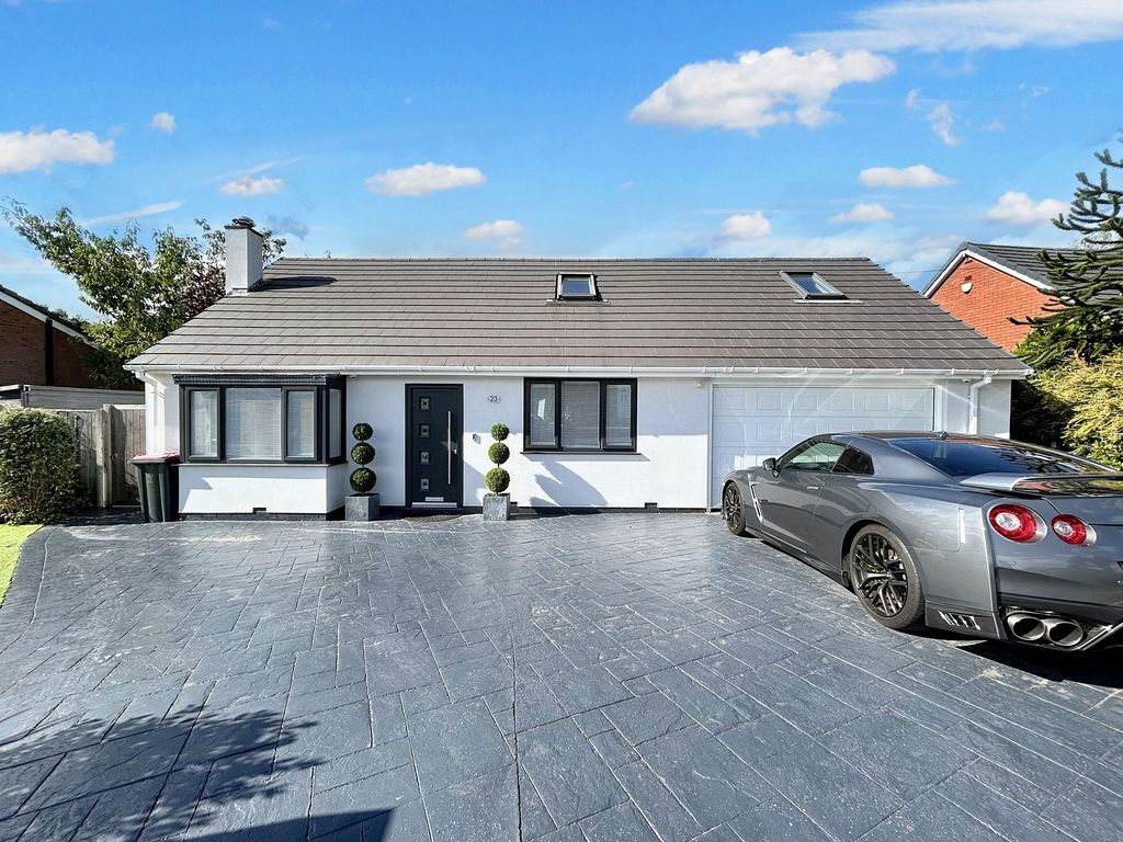 Property photo 2 of 59