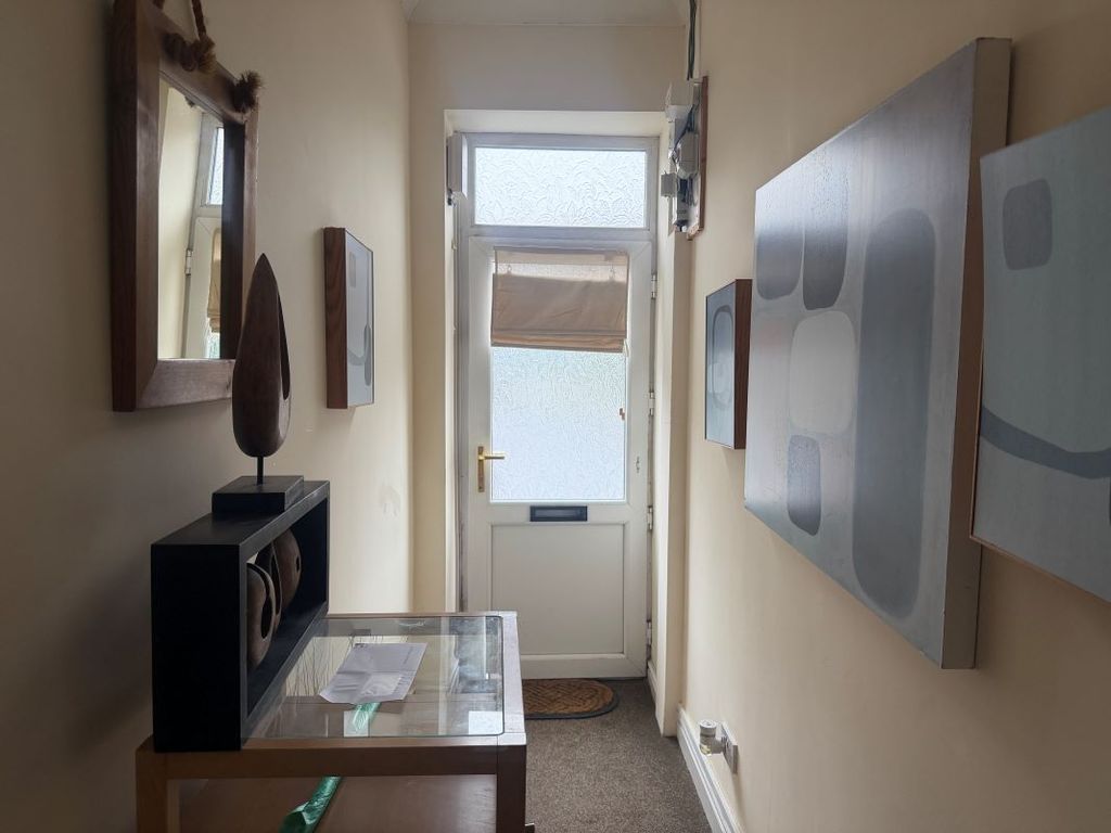 Property photo 3 of 25