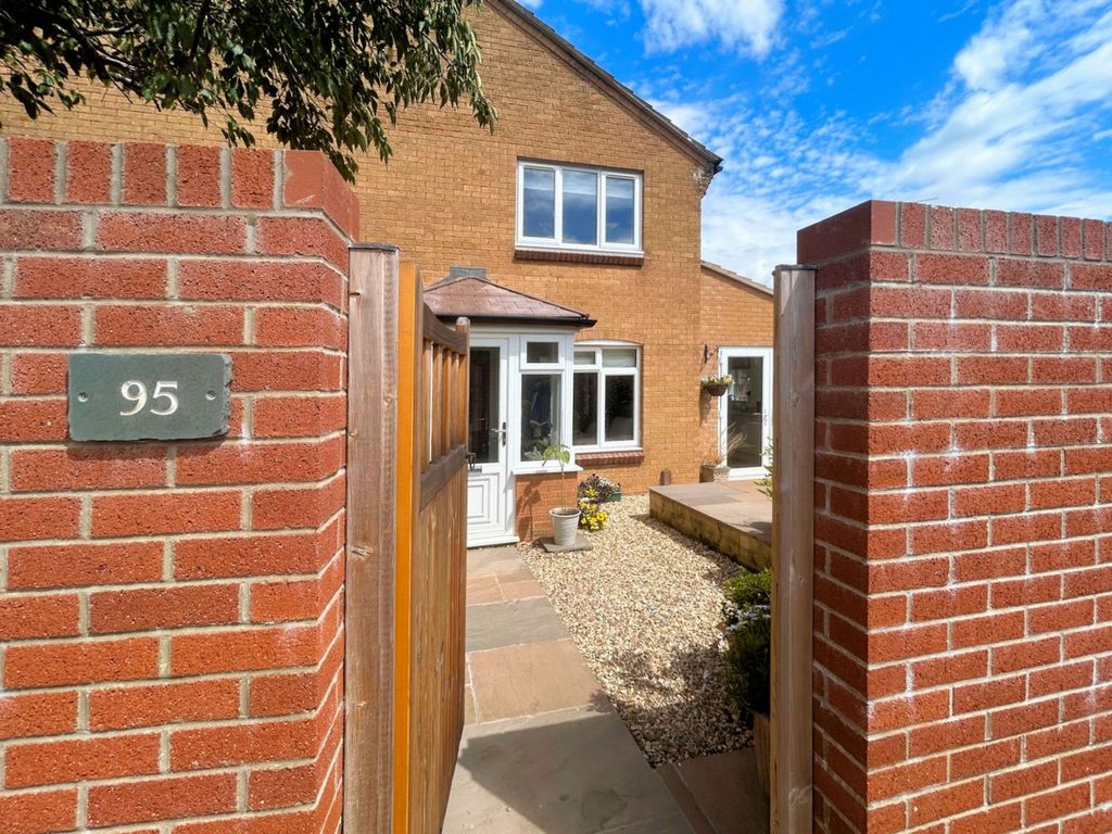 Property photo 1 of 15