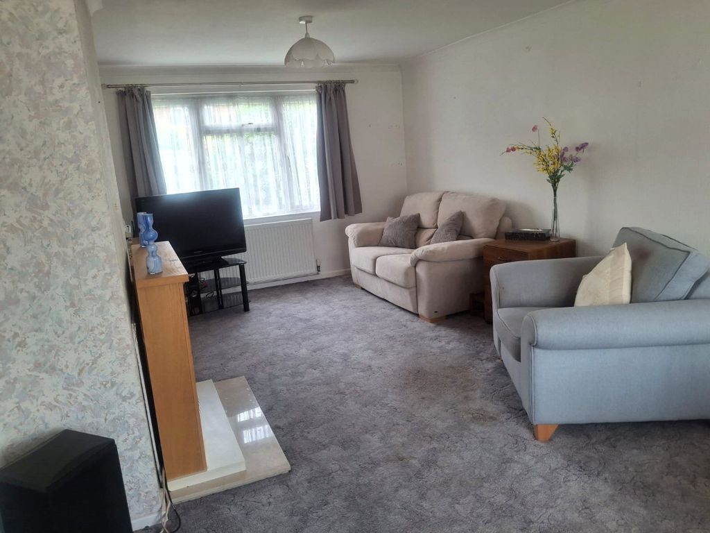 Property photo 3 of 11 Picture No. 06