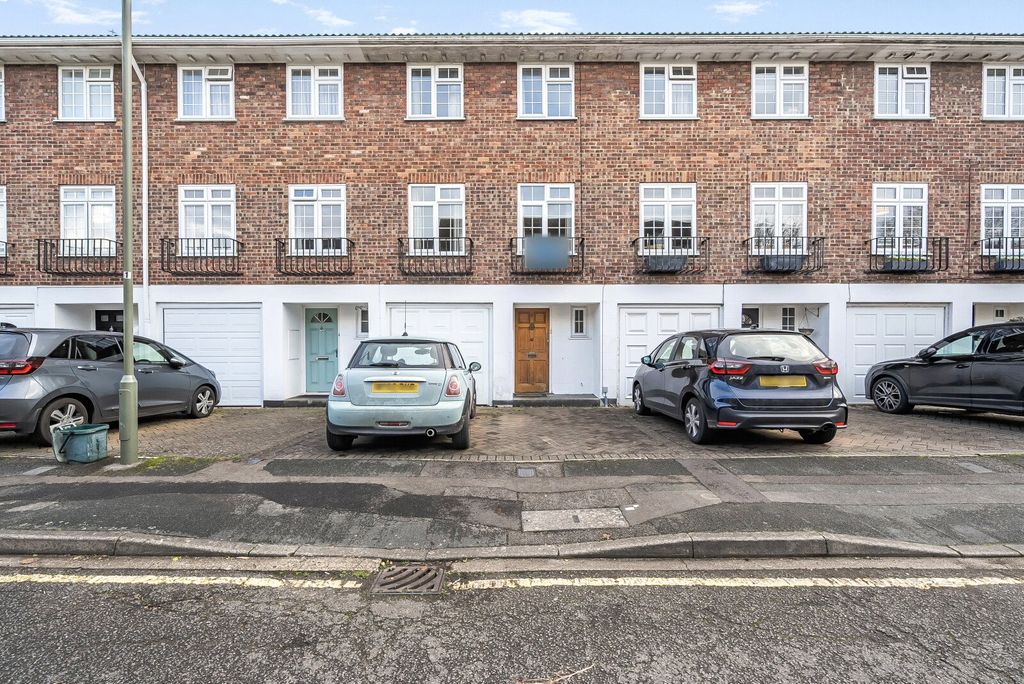 Property photo 1 of 11 Picture No. 13