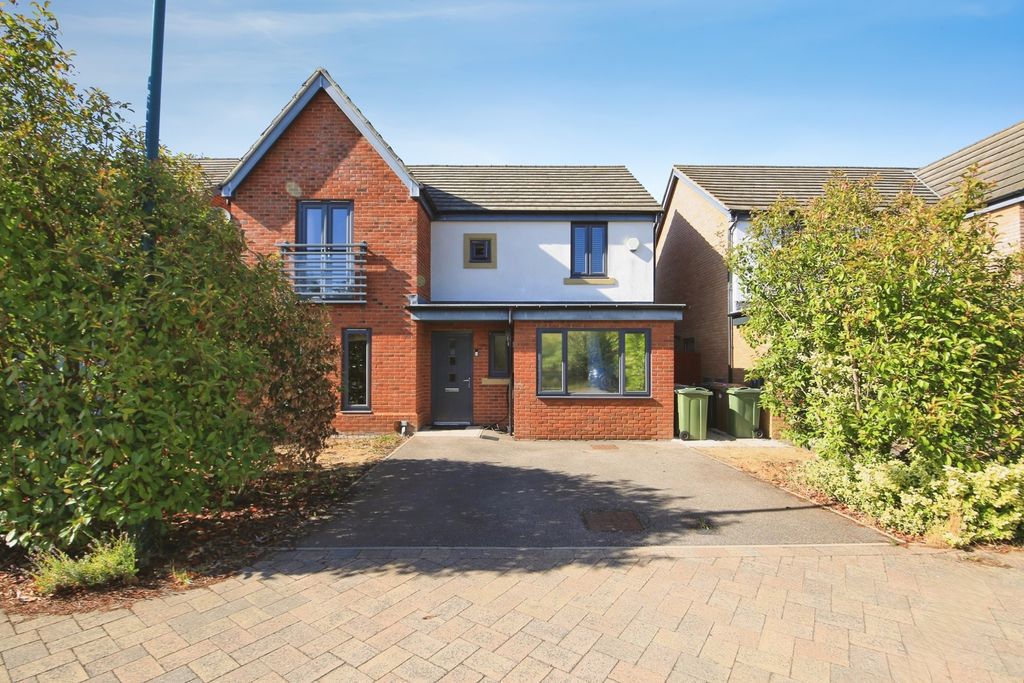 Property photo 1 of 19 Pbox-Img.Jpg