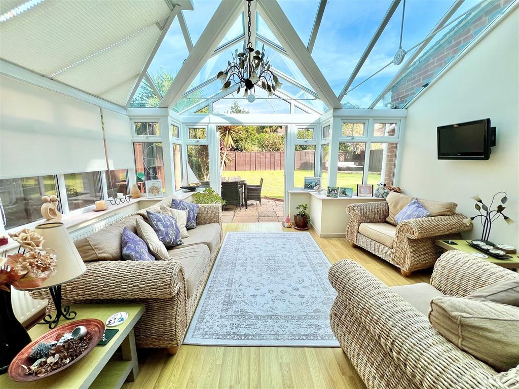 Property photo 3 of 24