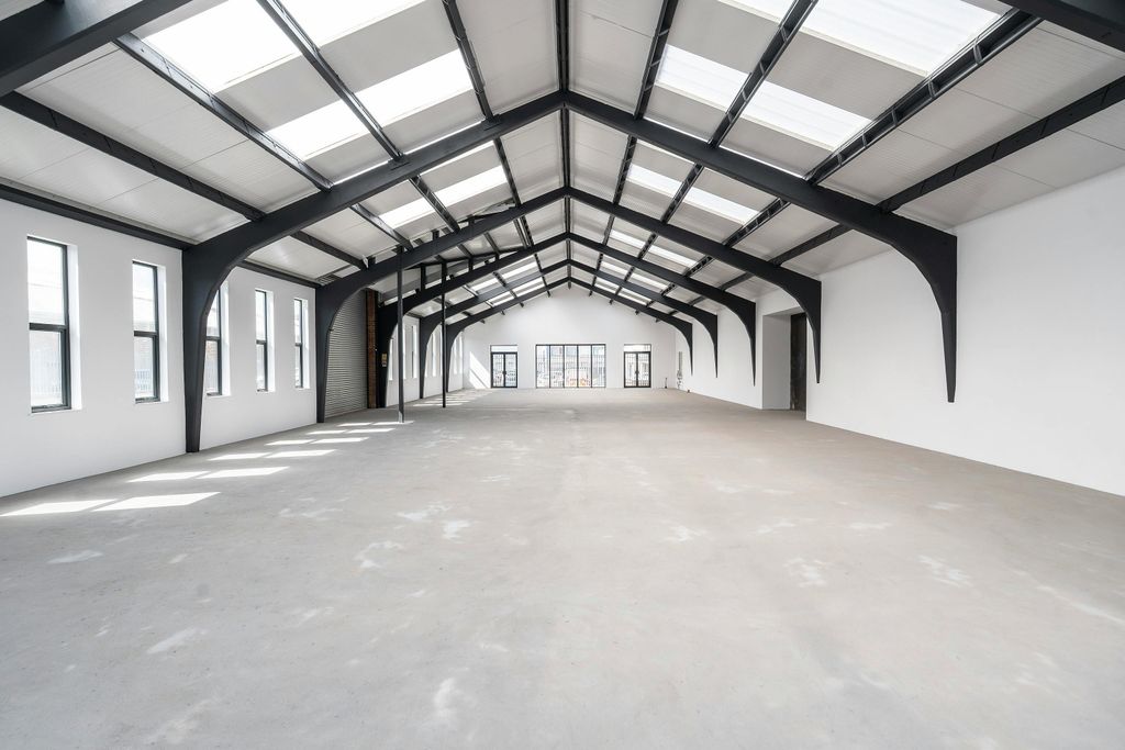 Property photo 1 of 11 Iw160425Sti308.Jpg