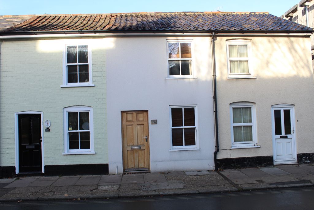 Property photo 1 of 8