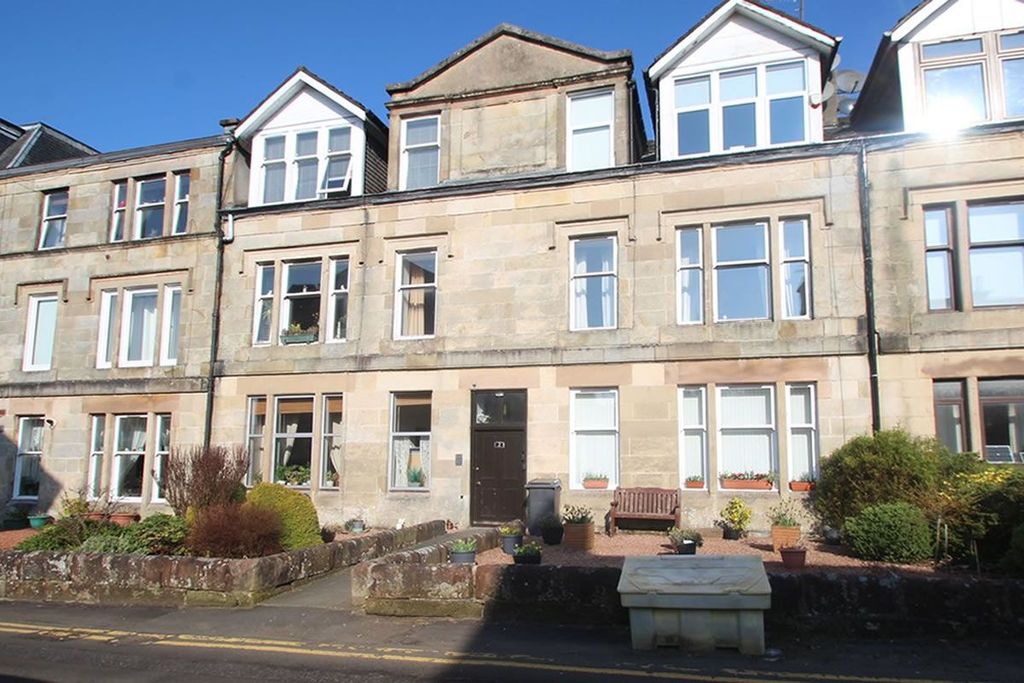 Property photo 1 of 9