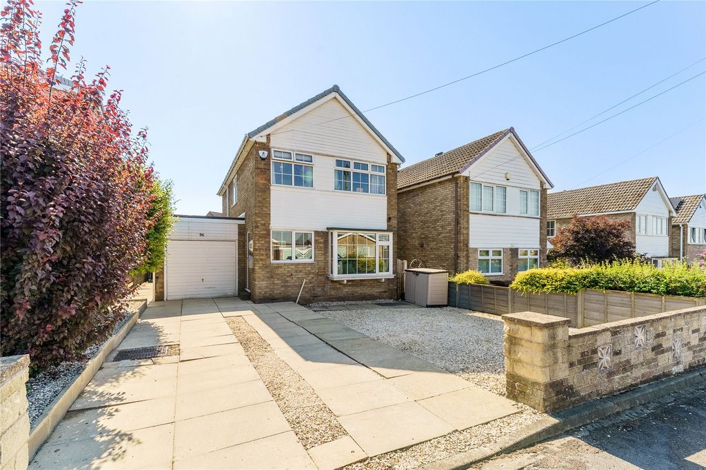 Property photo 1 of 33 Picture No. 48