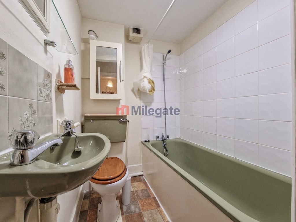 Property photo 3 of 3 Photo 3