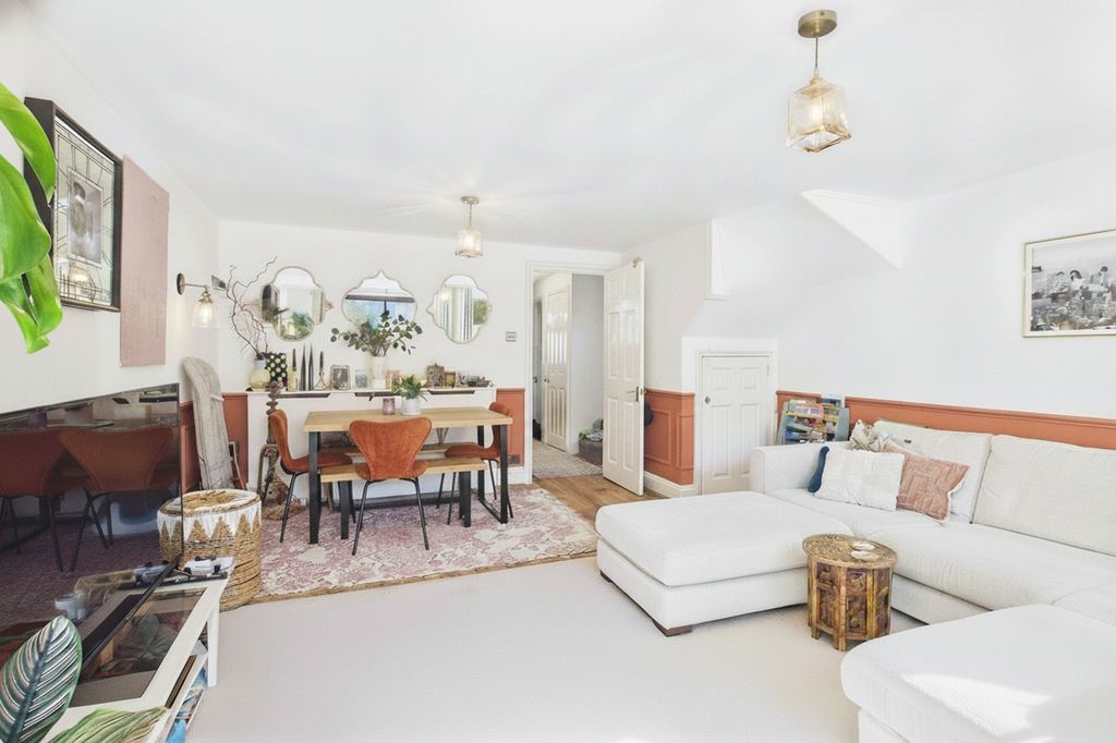 Property photo 2 of 15 Picture No. 01