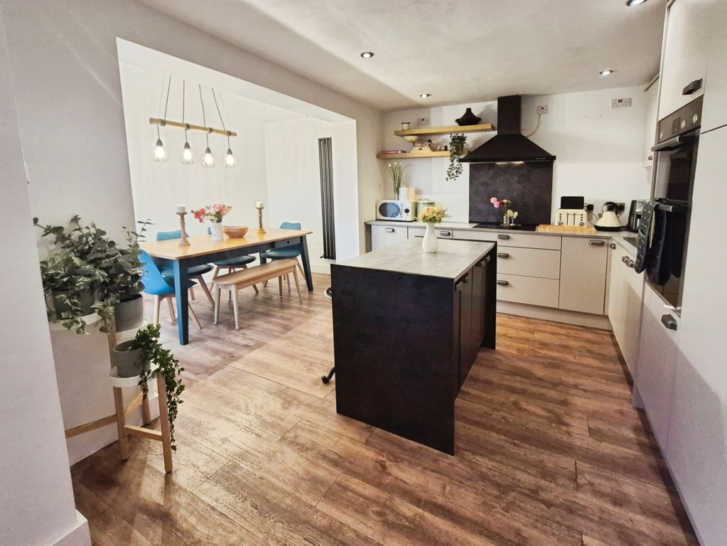 Property photo 2 of 49 Dining Kitchen