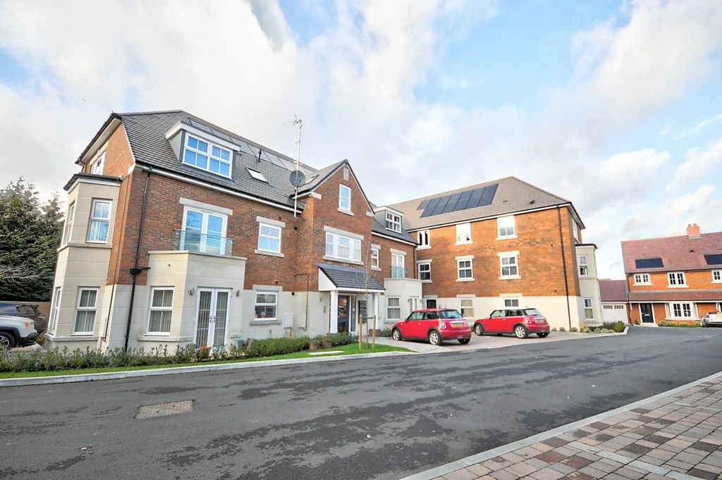 Property photo 1 of 9 Main