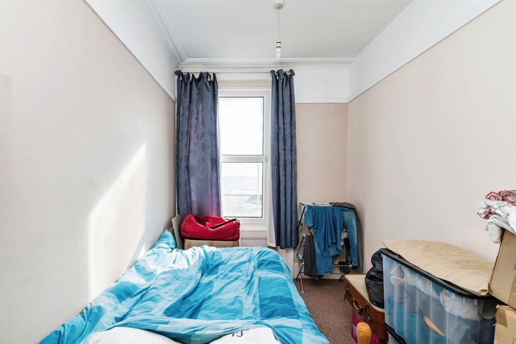 Additional image 12 of 5 bed flat for saleWellington Esplanade, Lowestoft NR33