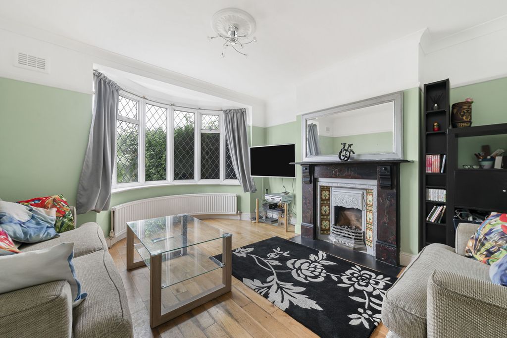 Property photo 2 of 15