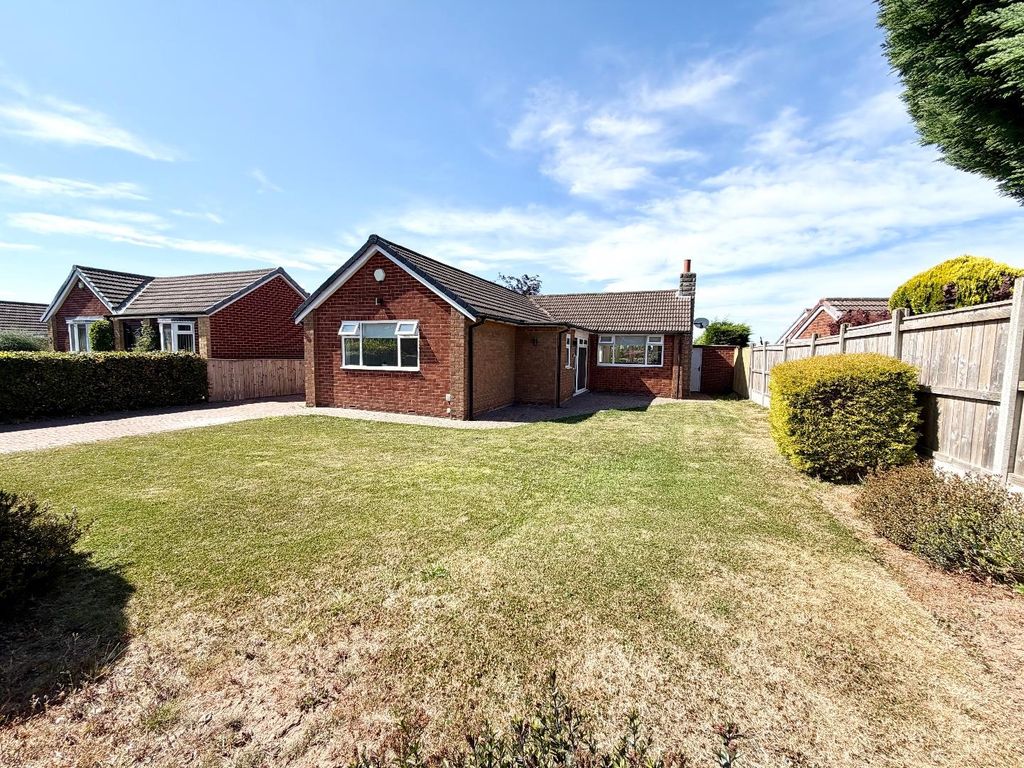 Property photo 1 of 13 External