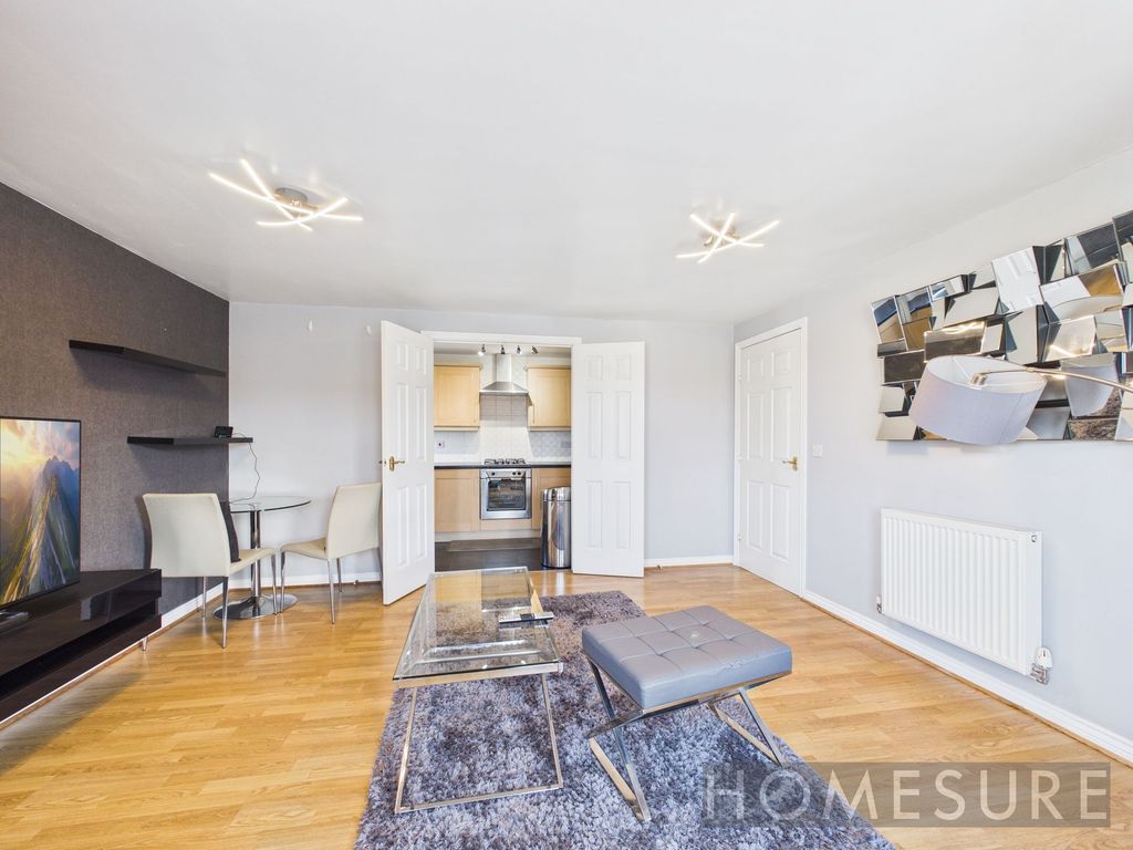 Property photo 3 of 18