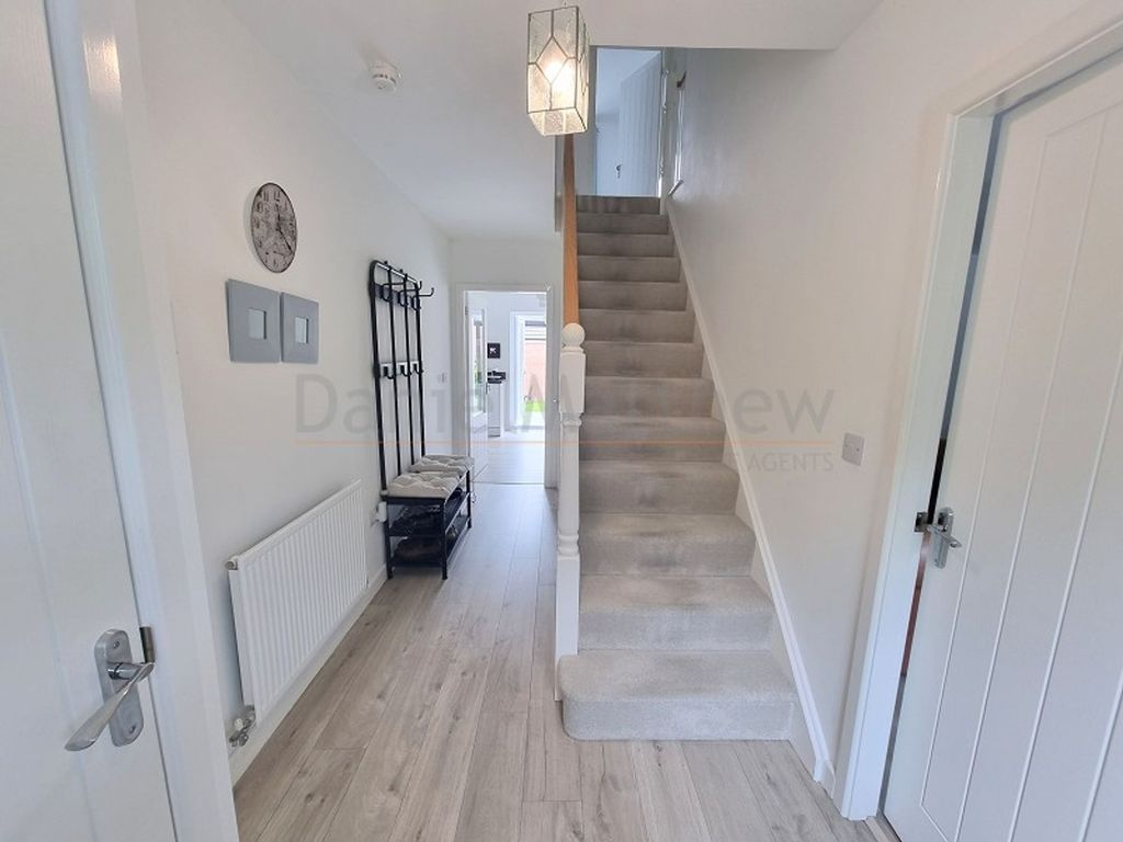 Property photo 3 of 31