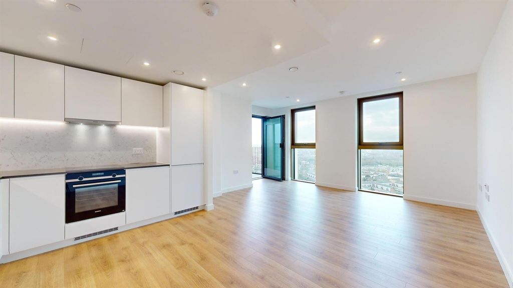 Property photo 3 of 10 676584964F80d0Ea8Fc5530A_713F6Be389E08612933E0A2Da