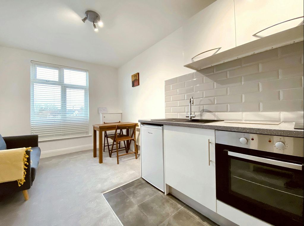 Property photo 3 of 5 Image00003ee.Jpg