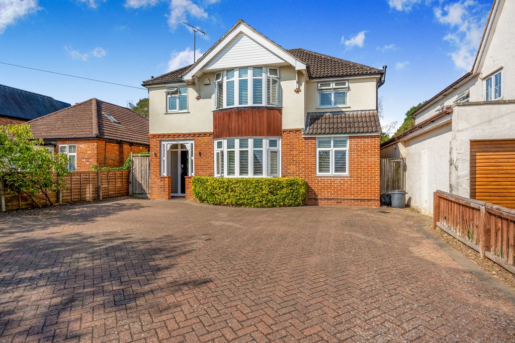 Property photo 1 of 22